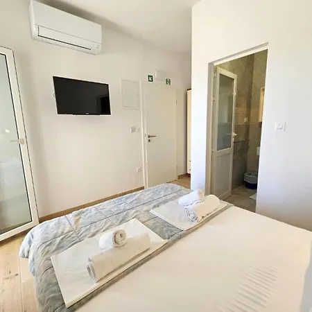 Adriatic Balota With Shared Pool- With Terrace 2 Hébergement de vacances Viganj