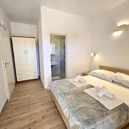 Adriatic Balota With Shared Pool- With Terrace 2