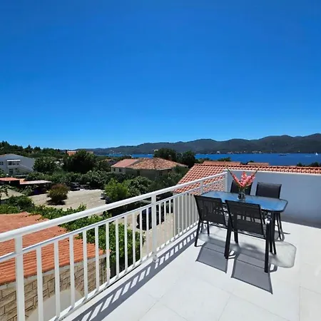 Adriatic Balota With Shared Pool- With Terrace 2 * Viganj